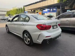 BMW 1 Series 2020 120i M Sports suit interior photo 9