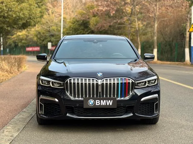 BMW 7 Series 2019 Модификация 730Li M Спортивный костюм экстерьер фото 2