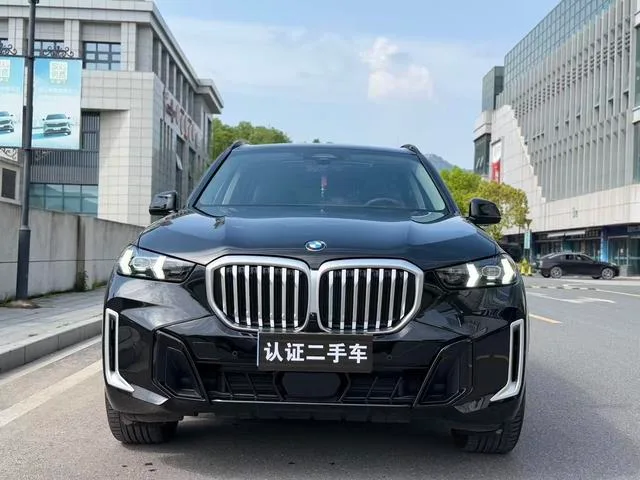 BMW X5 2023 xDrive30Li Premium Class M Sports suit exterior photo 2 BMW X5 2023 xDrive30Li Premium Class M Sports suit exterior photo 2