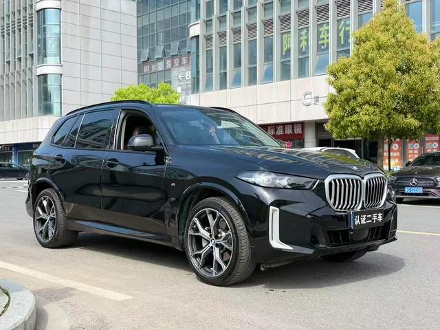 BMW X5 2023 xDrive30Li Premium Class M Sports suit exterior photo 3 BMW X5 2023 xDrive30Li Premium Class M Sports suit exterior photo 3