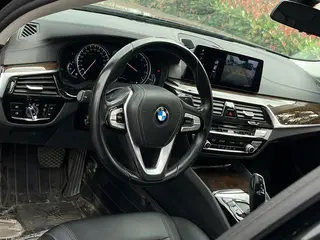 BMW 5 Series 2018 525Li Luxury Set exterior photo 9