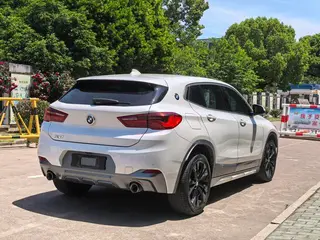 BMW X2 2020 sDrive20i M Off-road suit exterior photo 4