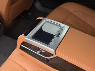 BMW 5 Series 2020 530Li Premium Class M Sports suit exterior photo 8
