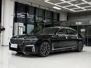BMW 7 Series 2019 Restyling 740Li xDrive Administrative Luxury Set