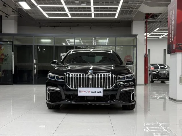 BMW 7 Series 2019 Restyling 740Li xDrive Administrative Luxury Set exterior photo 2