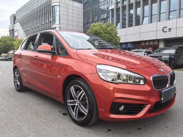 BMW 2 Series Touring 2016 218i Sports Design Suit exterior photo 3 BMW 2 Series Touring 2016 218i Sports Design Suit exterior photo 3