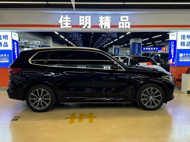 BMW X5 2019 xDrive40i M Ensemble de sport extérieur photo 4