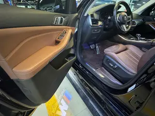 BMW X5 2019 xDrive40i M Ensemble de sport intérieur photo 12