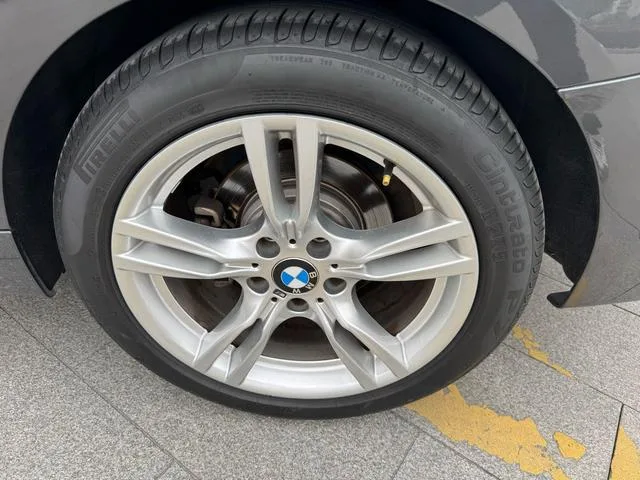 BMW 3 Series GT 2018 320i Fashionable interior photo 11 BMW 3 Series GT 2018 320i Fashionable interior photo 11