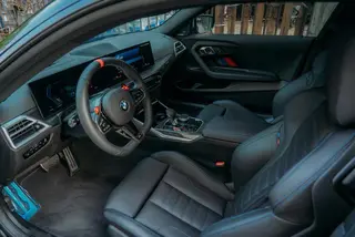 BMW M2 2024 M2 Coupé intérieur photo 12