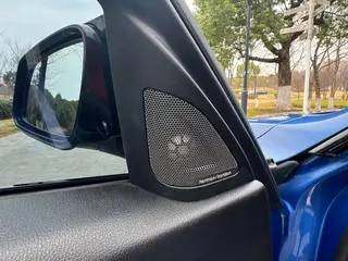 BMW 3 Series 2019 320i M Спортивные ночные издания интерьер фото 6 BMW 3 Series 2019 320i M Спортивные ночные издания интерьер фото 6