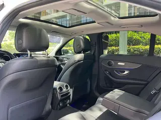 Mercedes-Benz C-Class 2021 C 260 L Sports version 4MATIC interior photo 18 Mercedes-Benz C-Class 2021 C 260 L Sports version 4MATIC interior photo 18