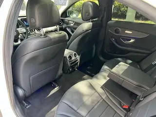 Mercedes-Benz C-Class 2021 C 260 L Sports version 4MATIC interior photo 19 Mercedes-Benz C-Class 2021 C 260 L Sports version 4MATIC interior photo 19