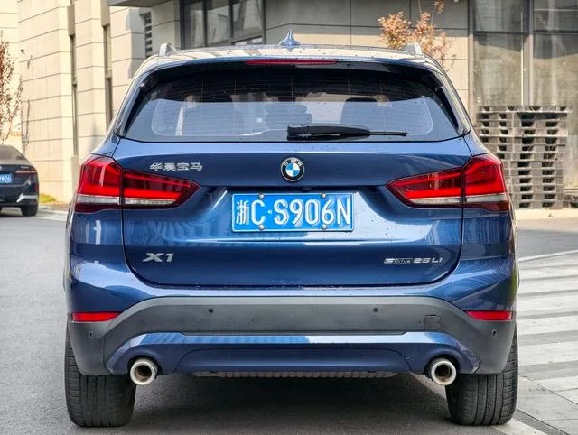BMW X1 2021 sDrive25Li Leading Type exterior photo 9