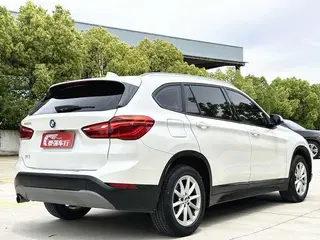 BMW X1 2019 sDrive18Li Fashionable exterior photo 4