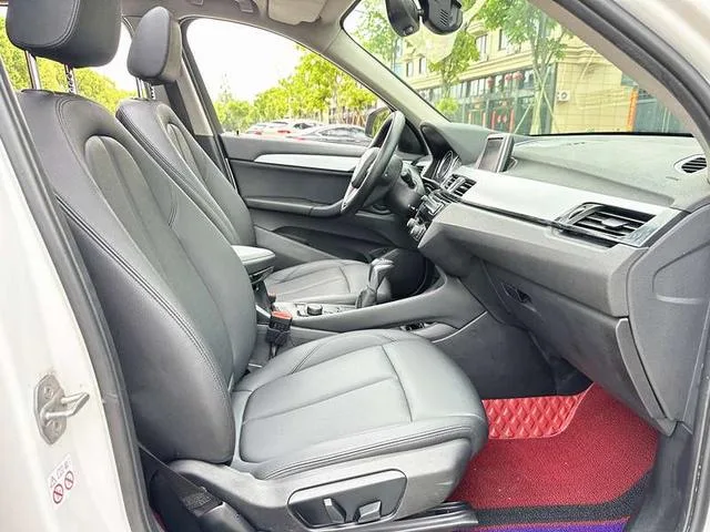 BMW X1 2019 sDrive18Li Fashionable exterior photo 9