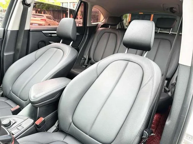 BMW X1 2019 sDrive18Li Fashionable interior photo 15