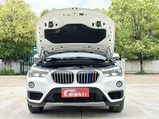 BMW X1 2019 sDrive18Li Fashionable interior photo 17