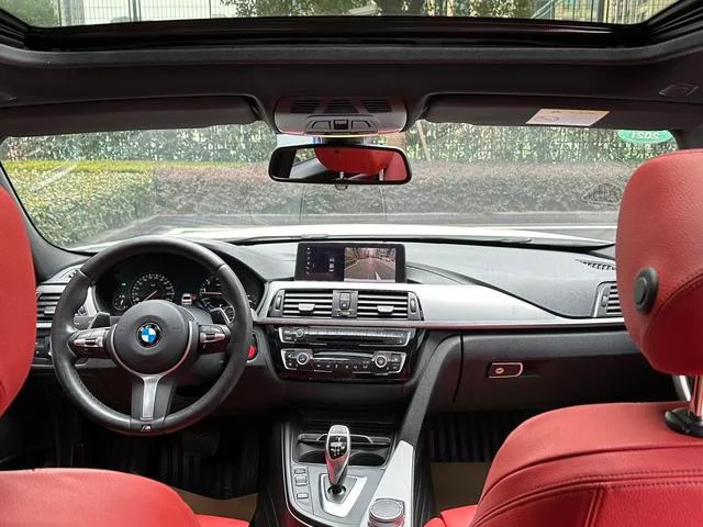 BMW 3 Series 2019 320i M Sports Obsidian Night Edition exterior photo 7 BMW 3 Series 2019 320i M Sports Obsidian Night Edition exterior photo 7