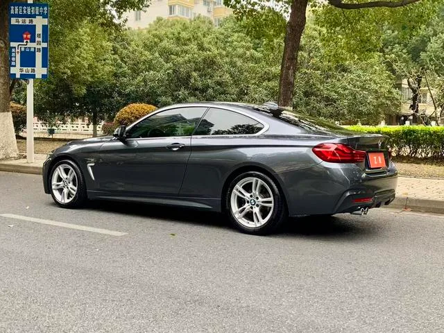 BMW 4 Series 2019 425i M Ensemble de sport extérieur photo 4