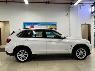 BMW X5 2017 xDrive35i Elegant style exterior photo 4