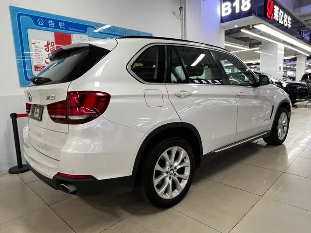 BMW X5 2017 xDrive35i Elegant style exterior photo 5
