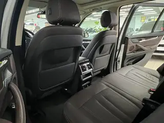BMW X5 2017 xDrive35i Elegant style interior photo 8
