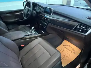 BMW X5 2017 xDrive35i Elegant style interior photo 12