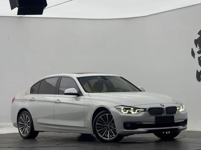 BMW 3 Series 2019 320Li Style tendance extérieur photo 3 BMW 3 Series 2019 320Li Style tendance extérieur photo 3