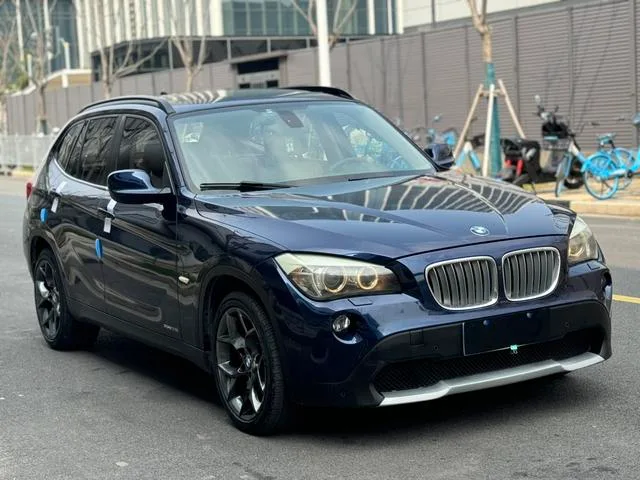 BMW X1 (Imported) 2010 xDrive28i exterior photo 3