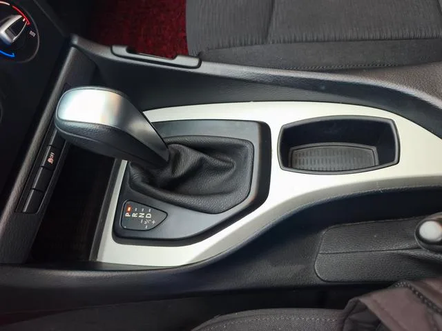 BMW X1 2013 sDrive18i Fashionable interior photo 17