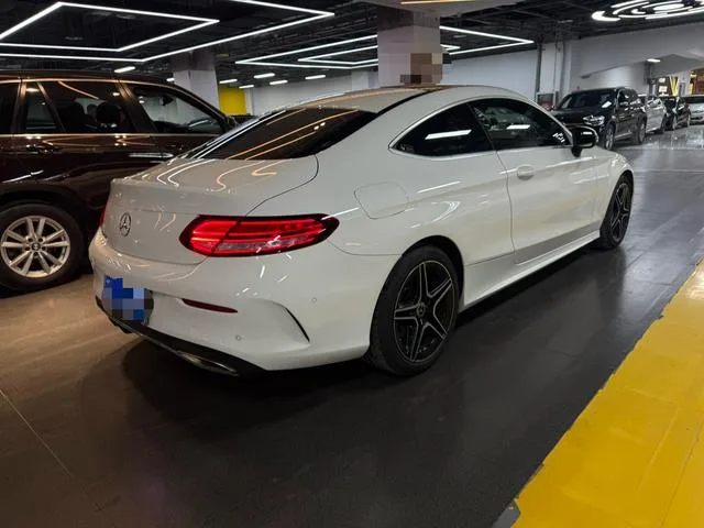 Mercedes-Benz C-Class 2021 C 260 Coupe interior photo 14