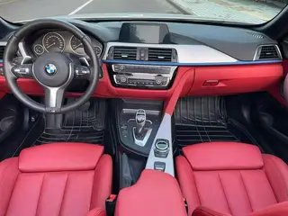 BMW 4 Series 2017 425i Кабриолет M Спортивный костюм интерьер фото 7