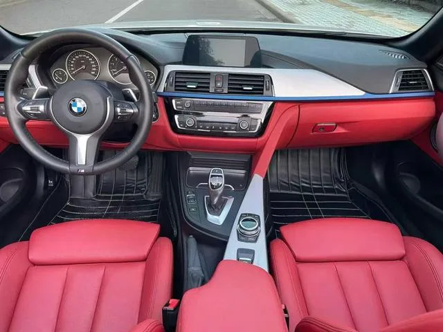BMW 4 Series 2017 425i Кабриолет M Спортивный костюм интерьер фото 7