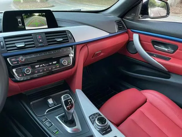 BMW 4 Series 2017 425i Кабриолет M Спортивный костюм интерьер фото 8