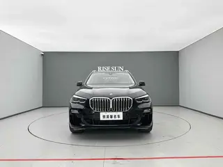 BMW X5 2021 xDrive30i M Sports suit exterior photo 2