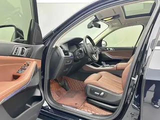 BMW X5 2021 xDrive30i M Sports suit exterior photo 4