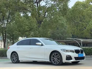 BMW 3 Series 2021 325Li M Sports suit exterior photo 3