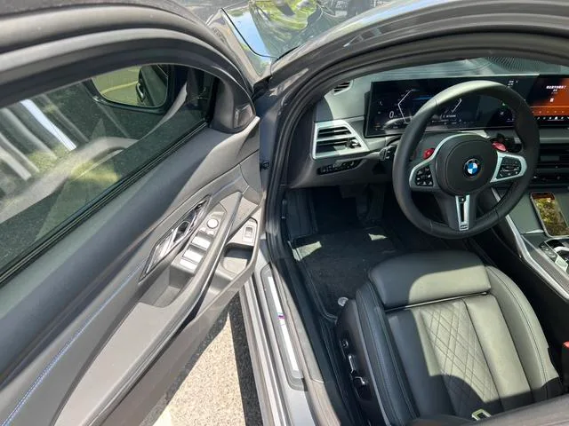 BMW 3 Series 2025 330Li Premium Class M Sports Night Suit exterior photo 9 BMW 3 Series 2025 330Li Premium Class M Sports Night Suit exterior photo 9