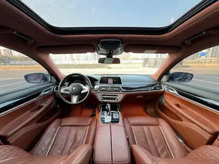 BMW 7 Series 2018 740Li xDrive Premium Class M Sports suit exterior photo 7