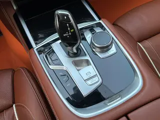 BMW 7 Series 2018 740Li xDrive Premium Class M Sports suit interior photo 12