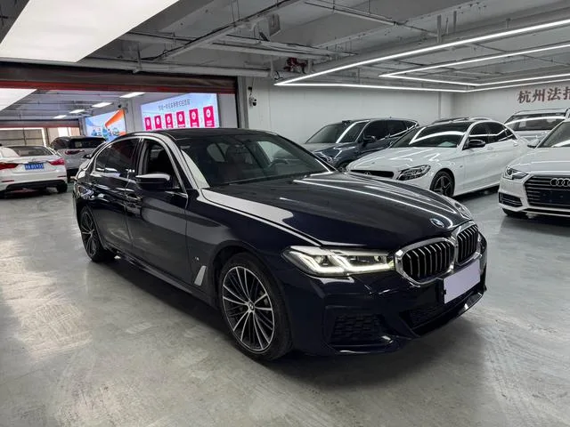 BMW 5 Series 2021 Restyling 530Li Leading Type M Sports suit exterior photo 3