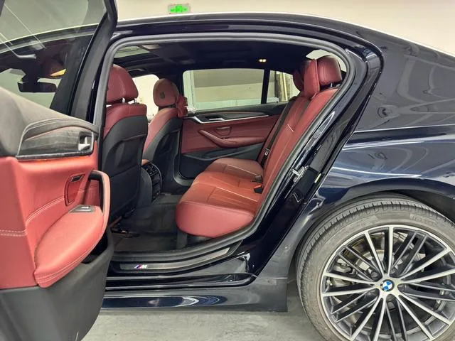 BMW 5 Series 2021 Restyling 530Li Leading Type M Sports suit exterior photo 5