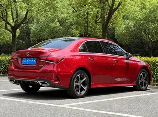Mercedes-Benz A-Class 2022 Segundo cambio A 200 L Edición de moda de coche deportivo exterior foto 5