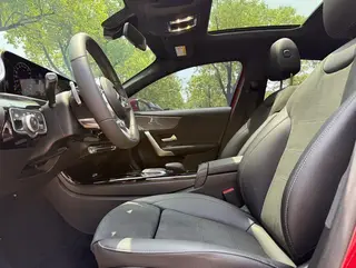 Mercedes-Benz A-Class 2022 Segundo cambio A 200 L Edición de moda de coche deportivo interior foto 10