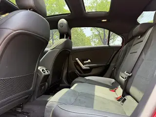 Mercedes-Benz A-Class 2022 Segundo cambio A 200 L Edición de moda de coche deportivo interior foto 11