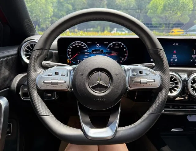 Mercedes-Benz A-Class 2022 Segundo cambio A 200 L Edición de moda de coche deportivo interior foto 13