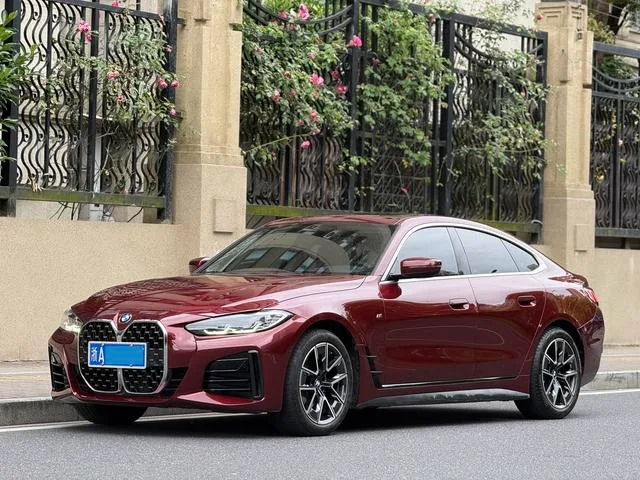 BMW 4 Series 2022 425i Gran Coupe M Sports suit exterior photo 1 BMW 4 Series 2022 425i Gran Coupe M Sports suit exterior photo 1