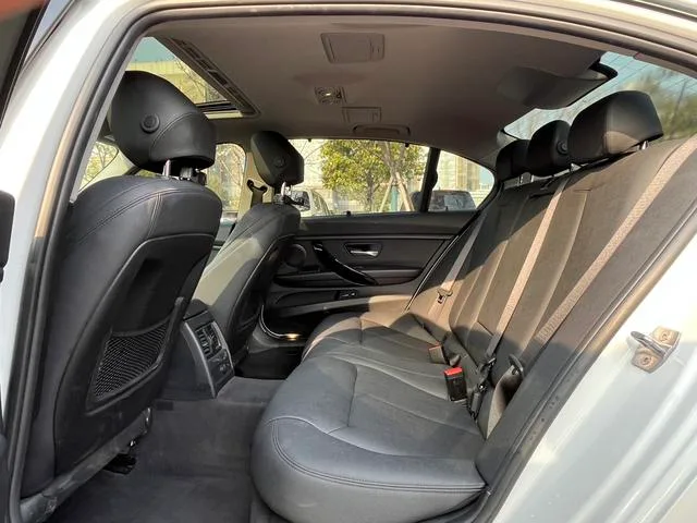 BMW 3 Series 2019 320Li Fashionable interior photo 13 BMW 3 Series 2019 320Li Fashionable interior photo 13