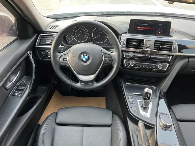 BMW 3 Series 2019 320Li Fashionable interior photo 17 BMW 3 Series 2019 320Li Fashionable interior photo 17